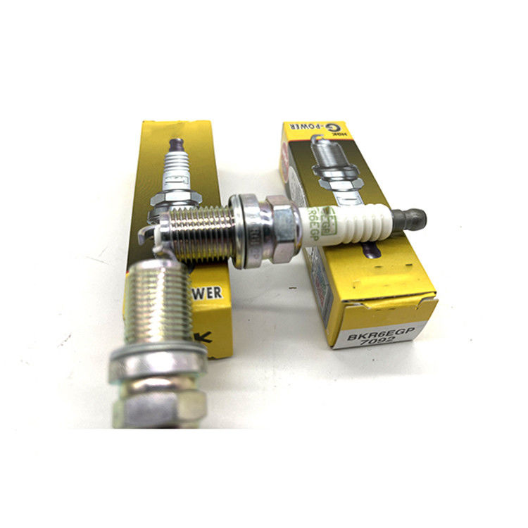 9004851152 Pizziche di iridio standard BKR6E-11 per Chevrolet Cruze BYD Chery Geely